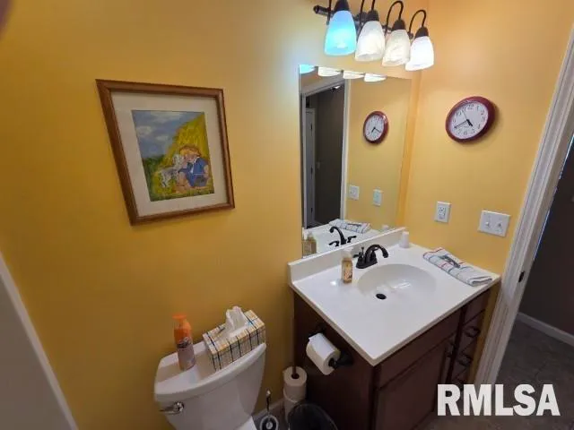 $479,000 | 9251 Highway 148, Mount Vernon, IL 62864