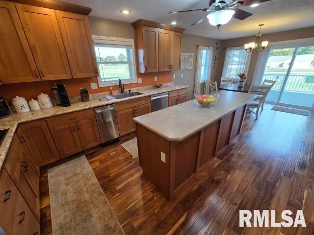 $479,000 | 9251 Highway 148, Mount Vernon, IL 62864