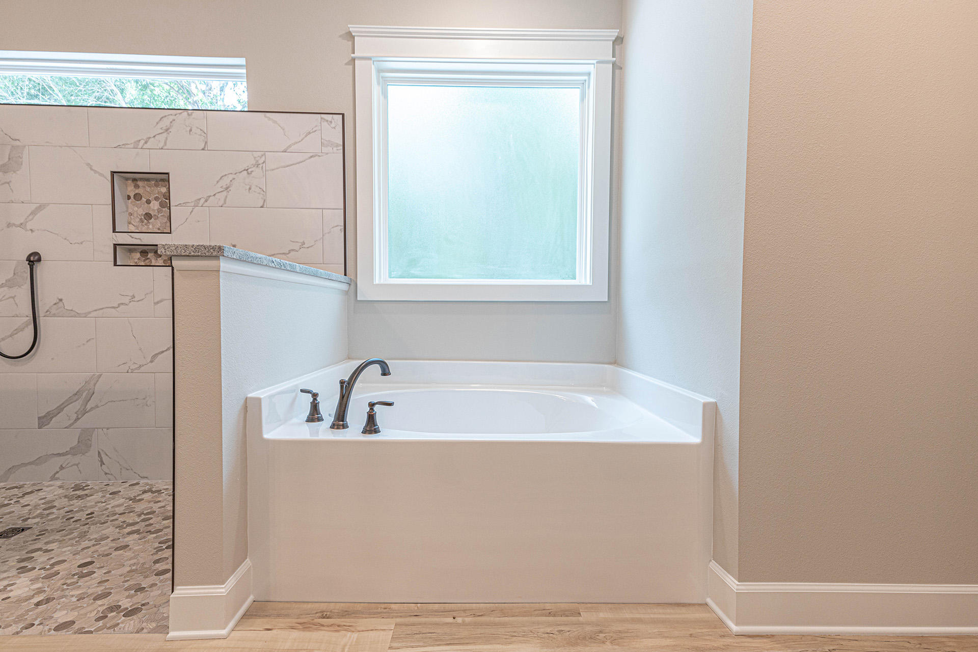 5155 Griffith Mill Road Holt, FL 32564 - Photo 30 of 56 a bathroom with a bathtub
