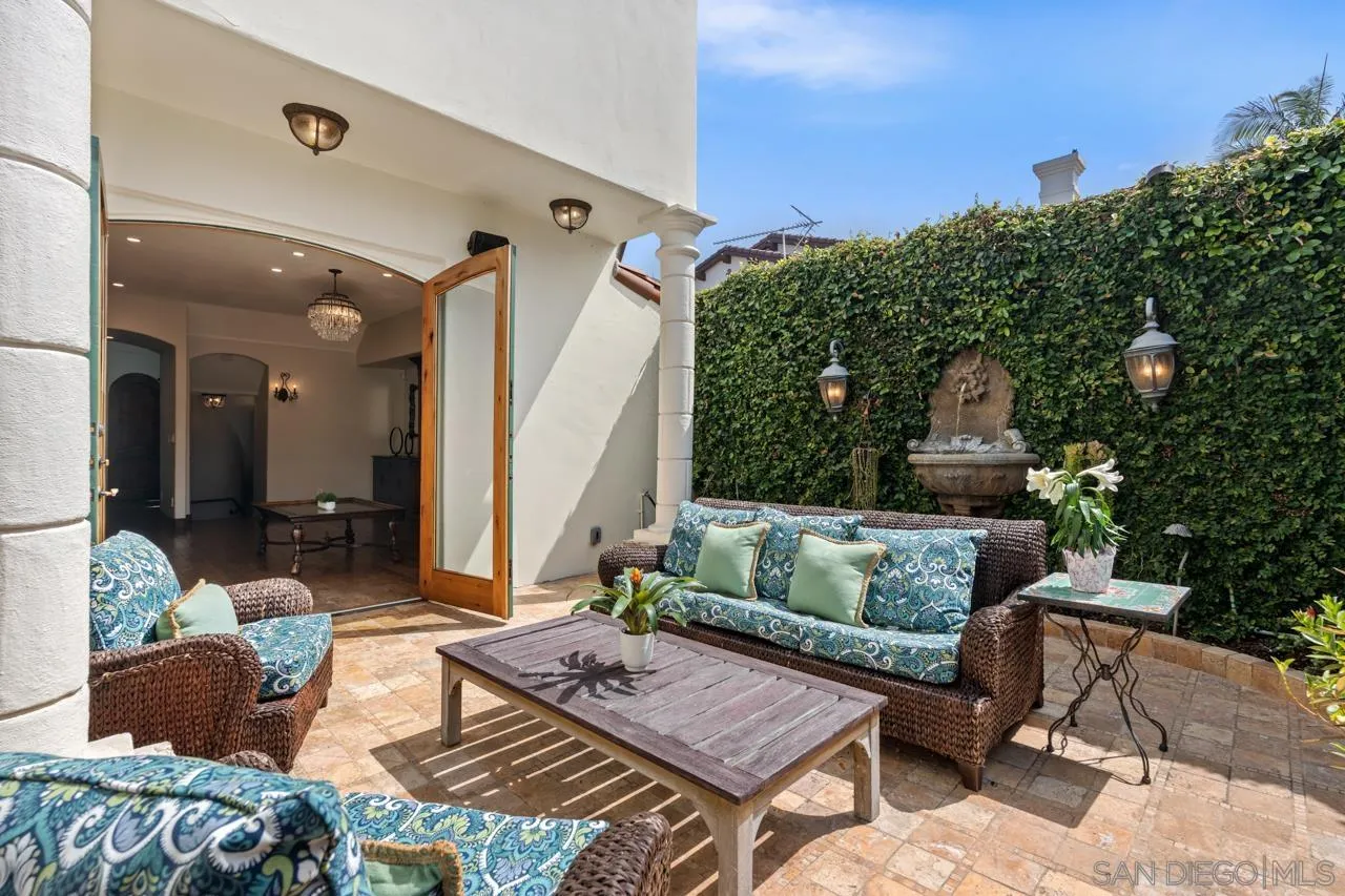 7964 Prospect Place La Jolla, CA 92037 - Photo 30 of 75