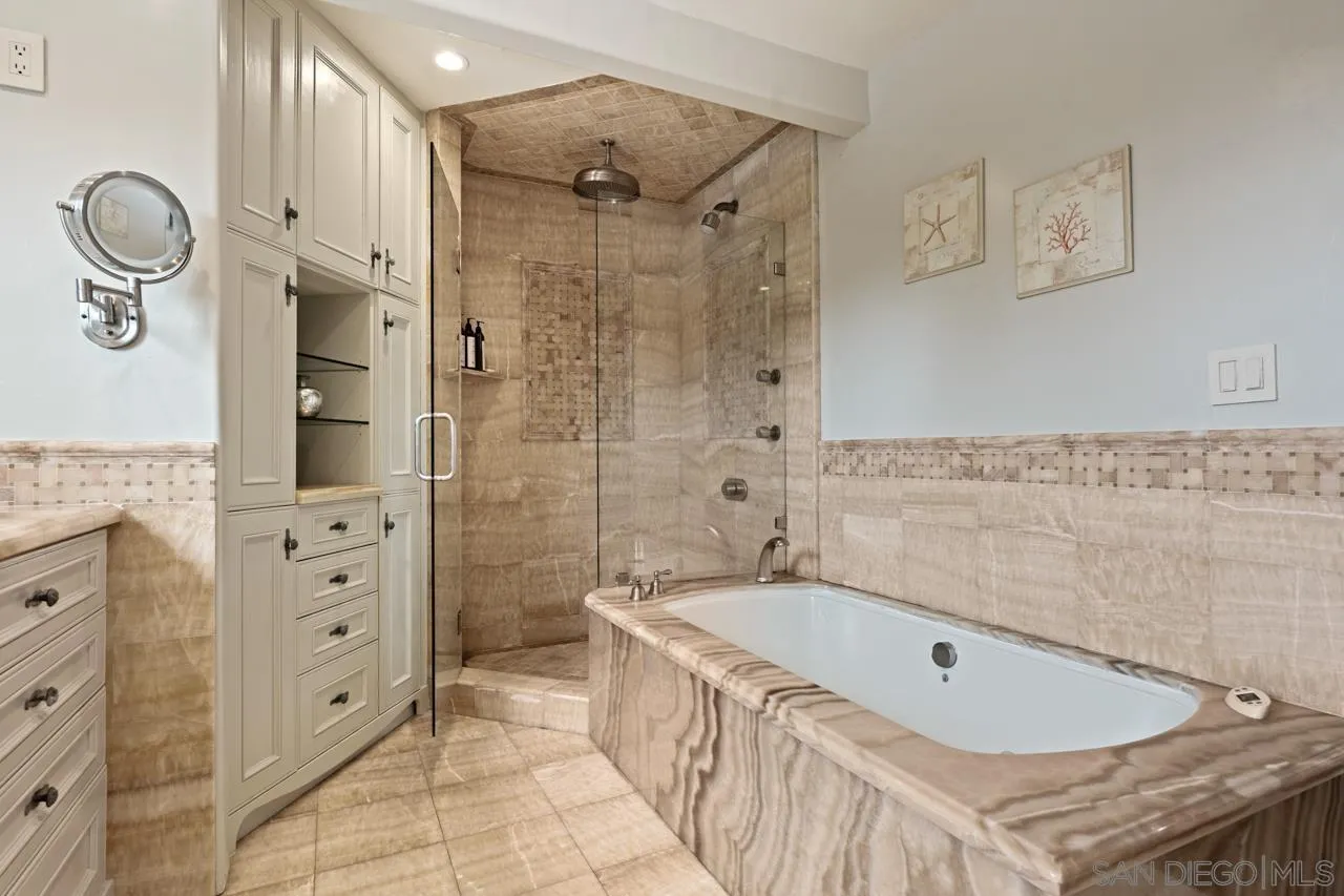 7964 Prospect Place La Jolla, CA 92037 - Photo 57 of 75