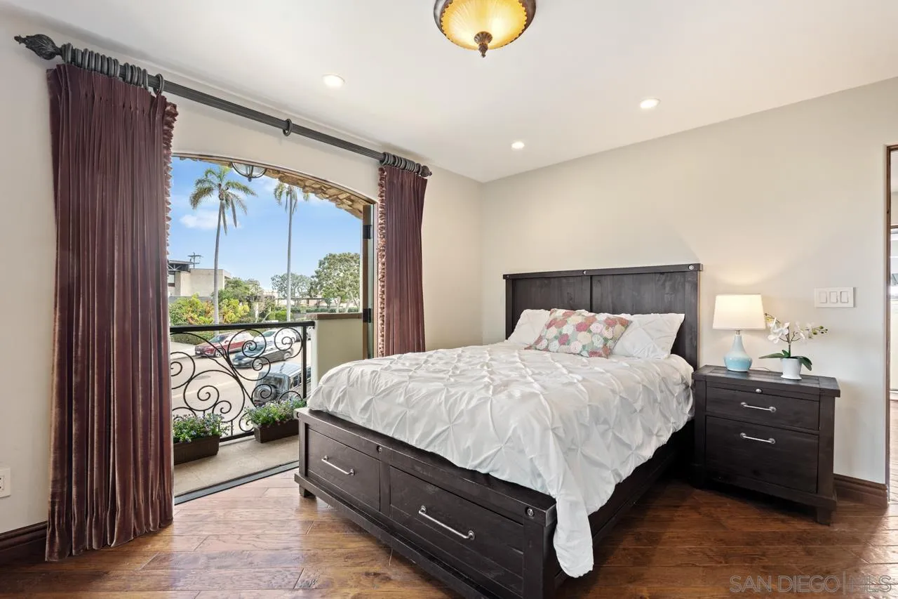 7964 Prospect Place La Jolla, CA 92037 - Photo 60 of 75