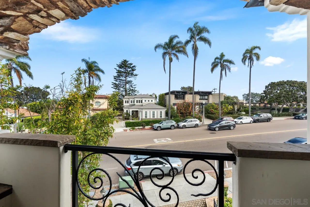 7964 Prospect Place La Jolla, CA 92037 - Photo 61 of 75