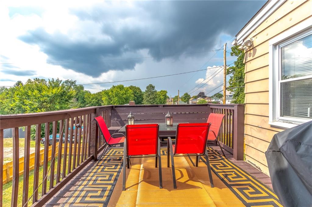 550 Virginia Avenue Rochester, PA 15074 - Photo 20 of 24 a view of a chairs in balcony