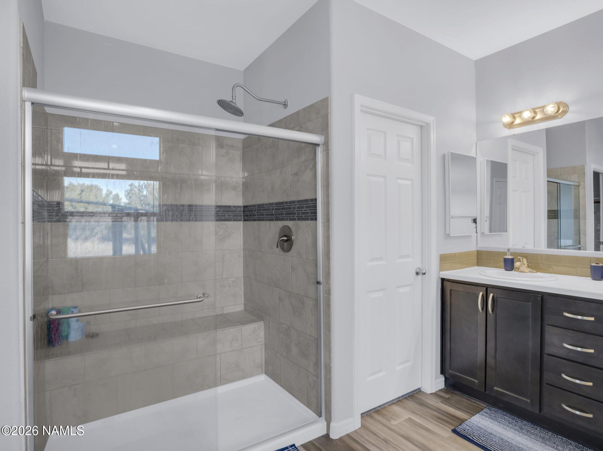 10338 South Big Bear Road Williams, AZ 86046 - Photo 18 of 36 Walk-in Shower