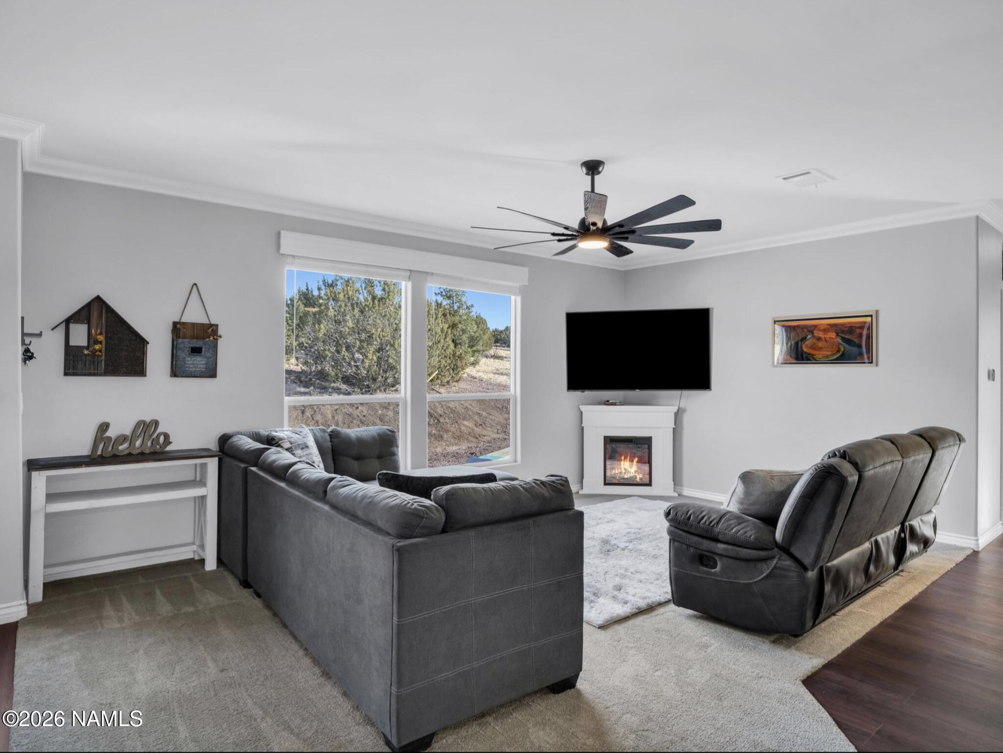 10338 South Big Bear Road Williams, AZ 86046 - Photo 4 of 36 Living Room