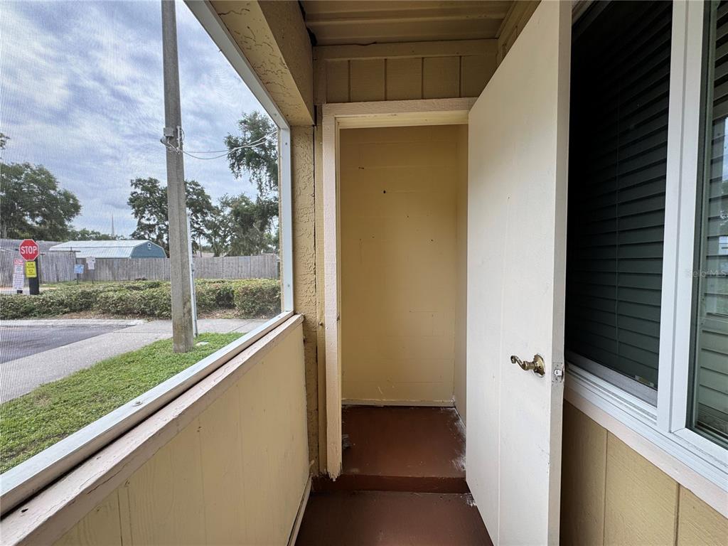 202 Red Maple Place, Unit 202 Brandon, FL 33510 - Photo 18 of 36 Gallery Image 18