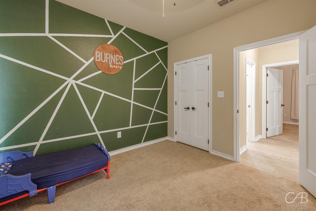 625 Jarrell Court Tuscola, TX 79562 - Photo 15 of 32 a room with gym equipment and shower