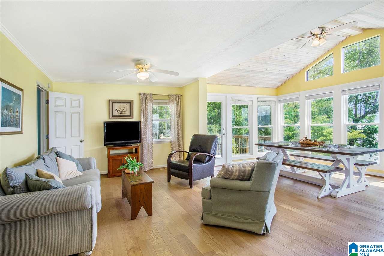 287 Merrill Road Vincent, AL 35178 - Photo 3 of 34