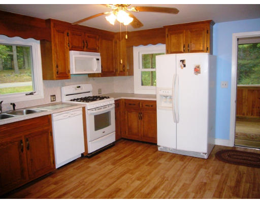 137 Mill Road Chelmsford, MA 01824 - Photo 3 of 6