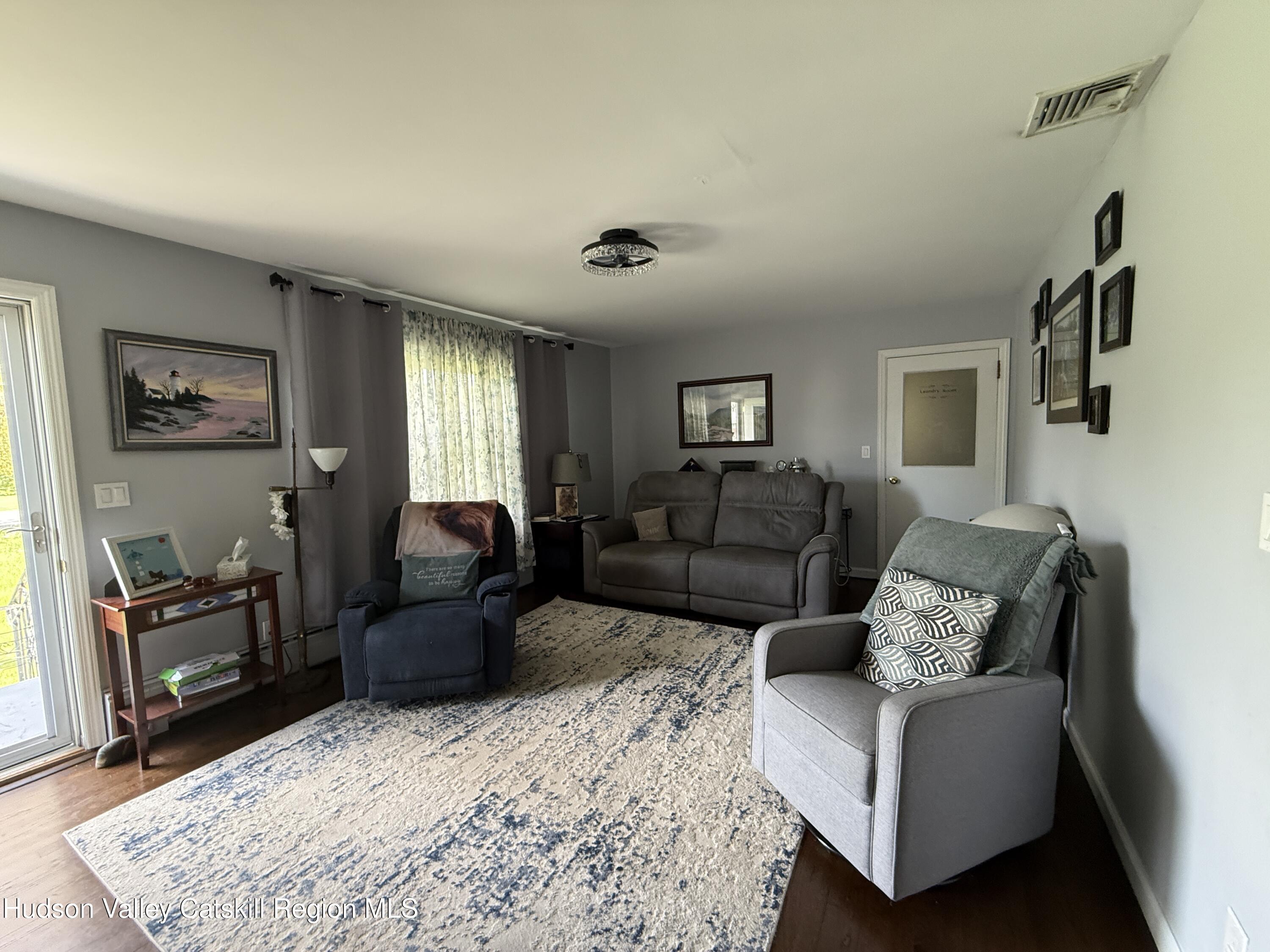 2180 Rt 32 Saugerties, NY 12477 - Photo 4 of 28 IMG_3717