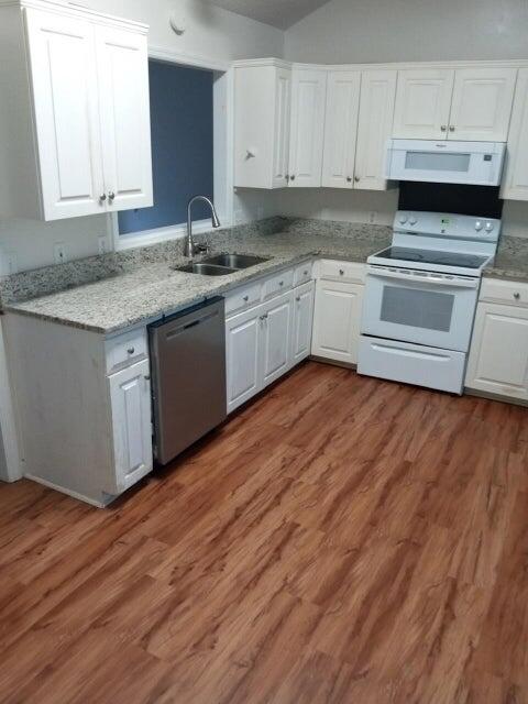 1307 Starling Road Hanahan, SC 29410 - Photo 4 of 9 20230215203237792972000000-o