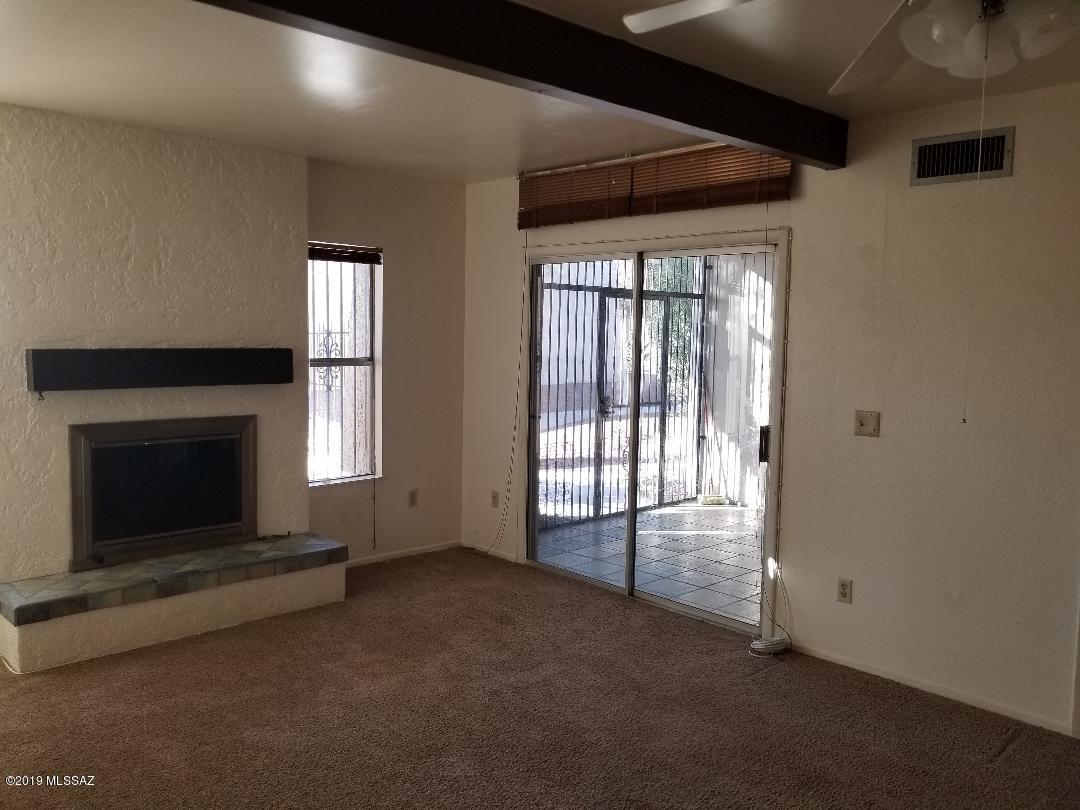 3750 North Country Club Road, Unit 27 Tucson, AZ 85716 - Photo 5 of 11