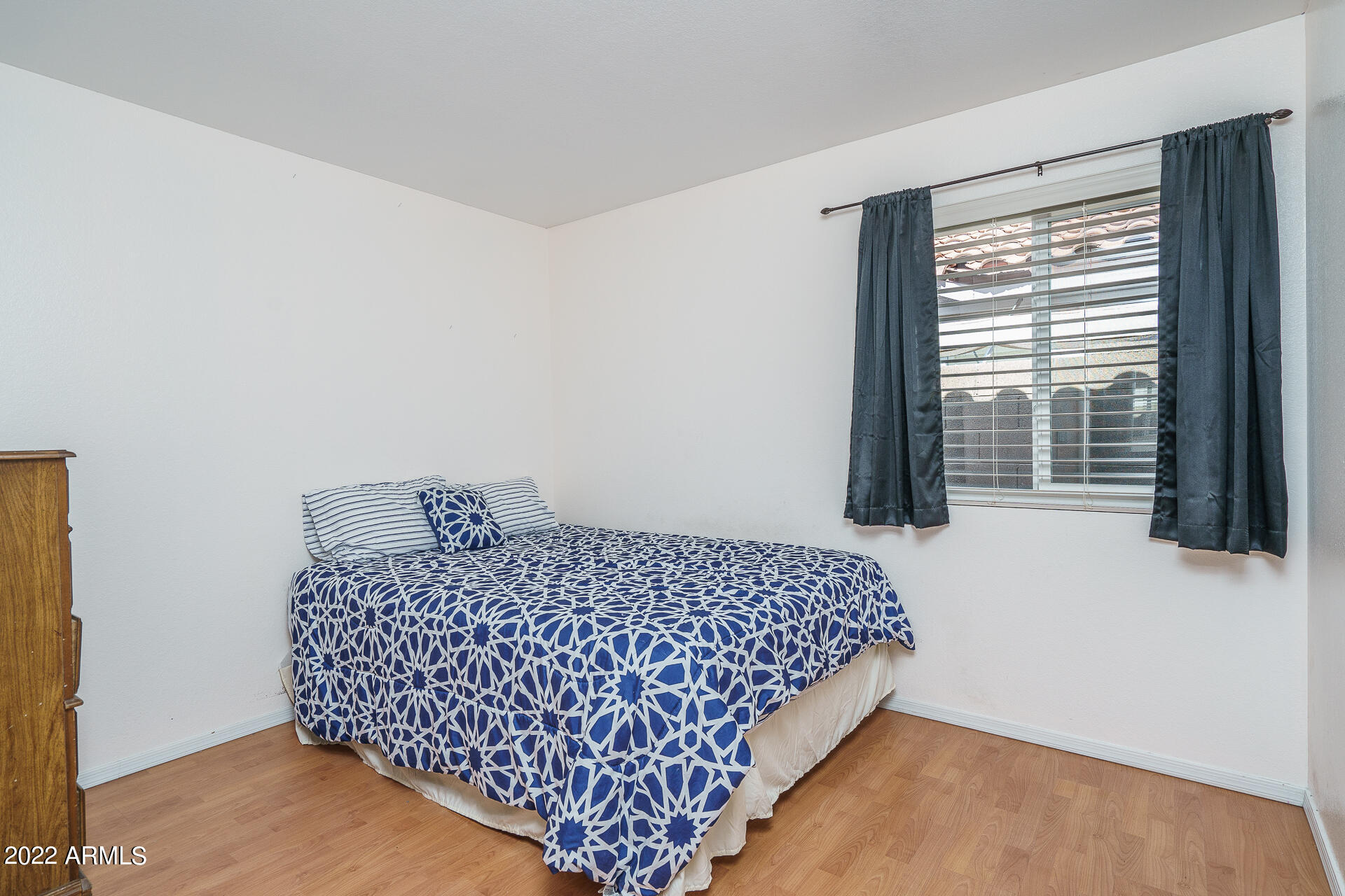 4130 West Bloomfield Road Phoenix, AZ 85029 - Photo 17 of 22 17) BED 2