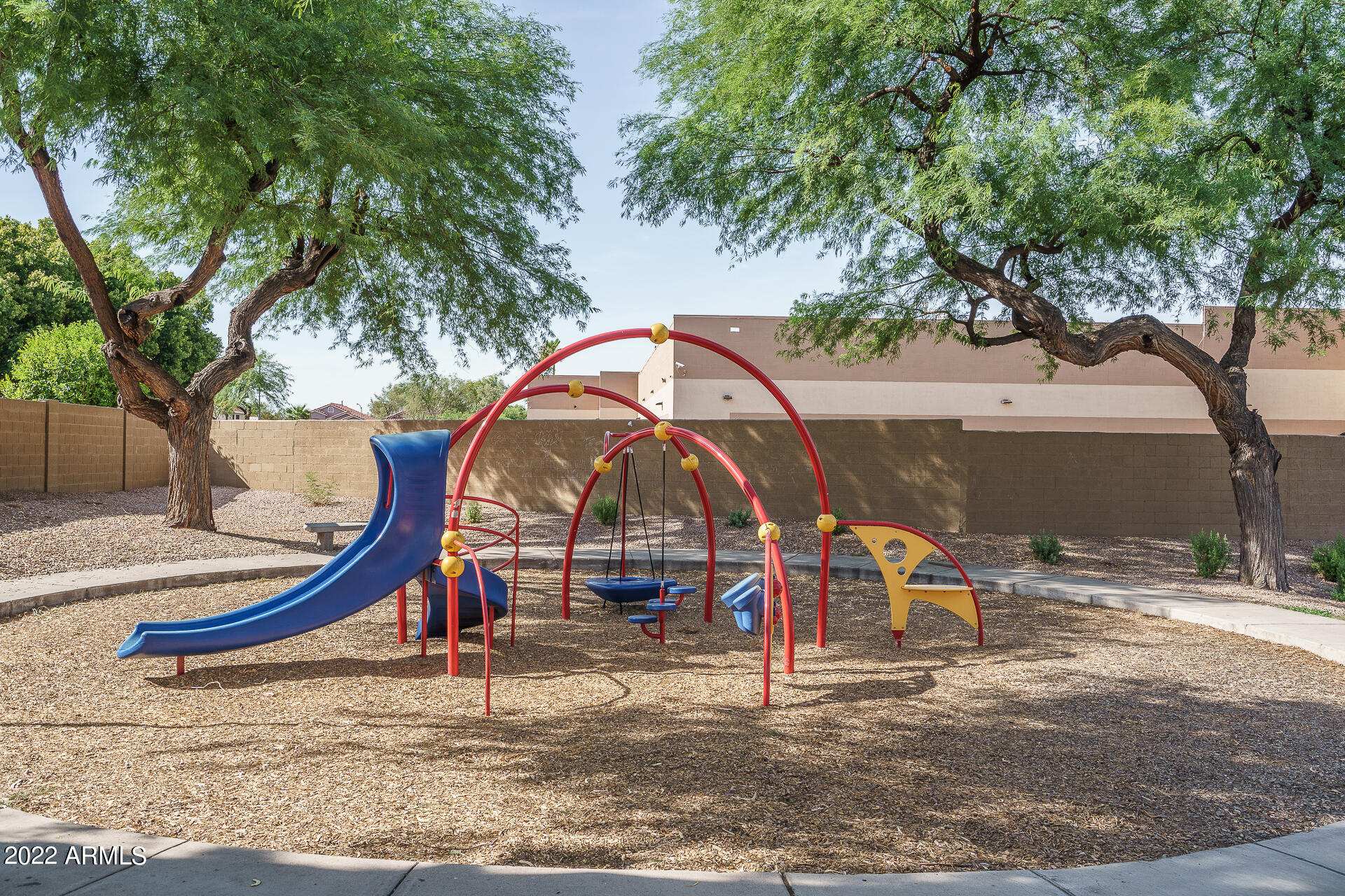 4130 West Bloomfield Road Phoenix, AZ 85029 - Photo 20 of 22 A) COMMUNITY