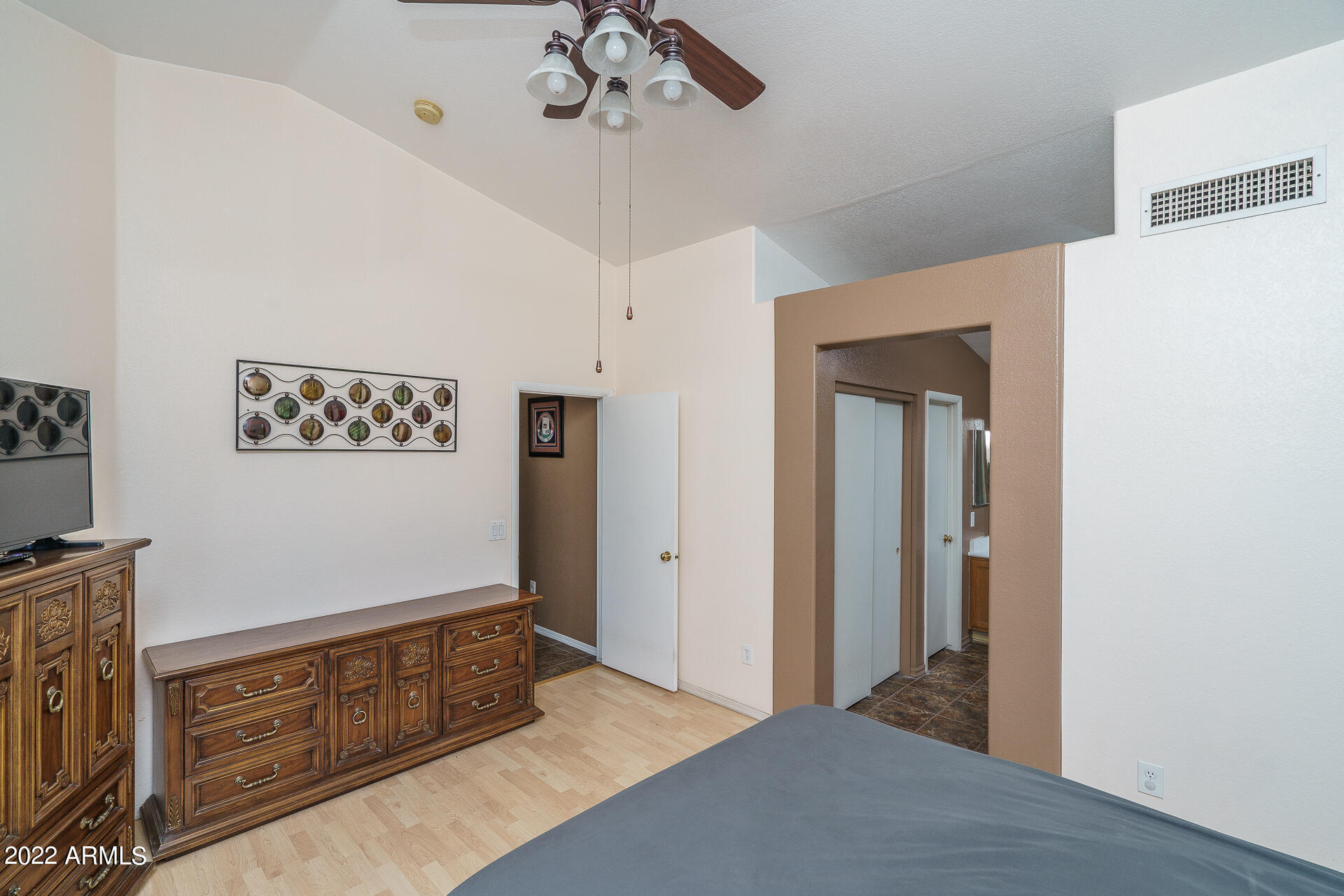 4130 West Bloomfield Road Phoenix, AZ 85029 - Photo 10 of 22 10) MASTER