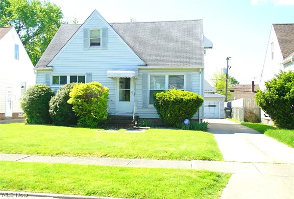 $164,900 | 24570 Glenforest Road, Euclid, OH 44123