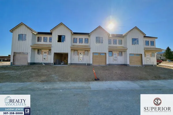 $350,000 | 4271 South Coffman Avenue, Casper, WY 82601