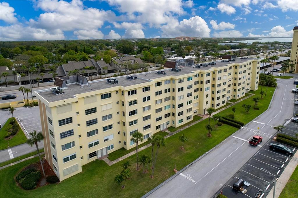 4650 Cove Circle, Unit 209 St. Petersburg, FL 33708 - Photo 32 of 54 a view of a city