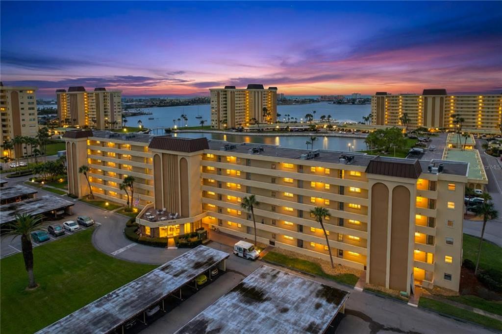 4650 Cove Circle, Unit 209 St. Petersburg, FL 33708 - Photo 42 of 54 a view of a city