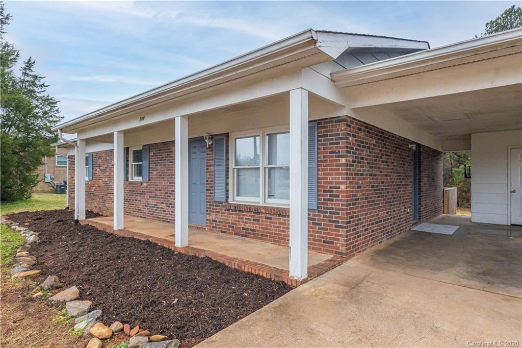 744 St James Church Road Newton, NC 28658 - Photo 2 of 13 Gallery Image 2