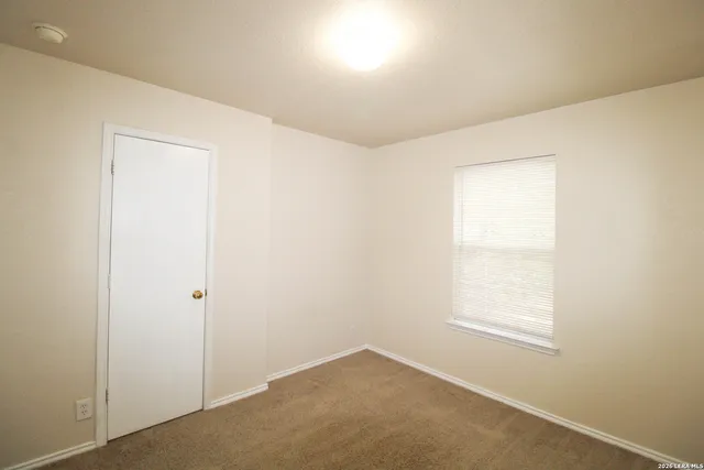 $1,775 | 16122 Branching Oaks, San Antonio, TX 78247