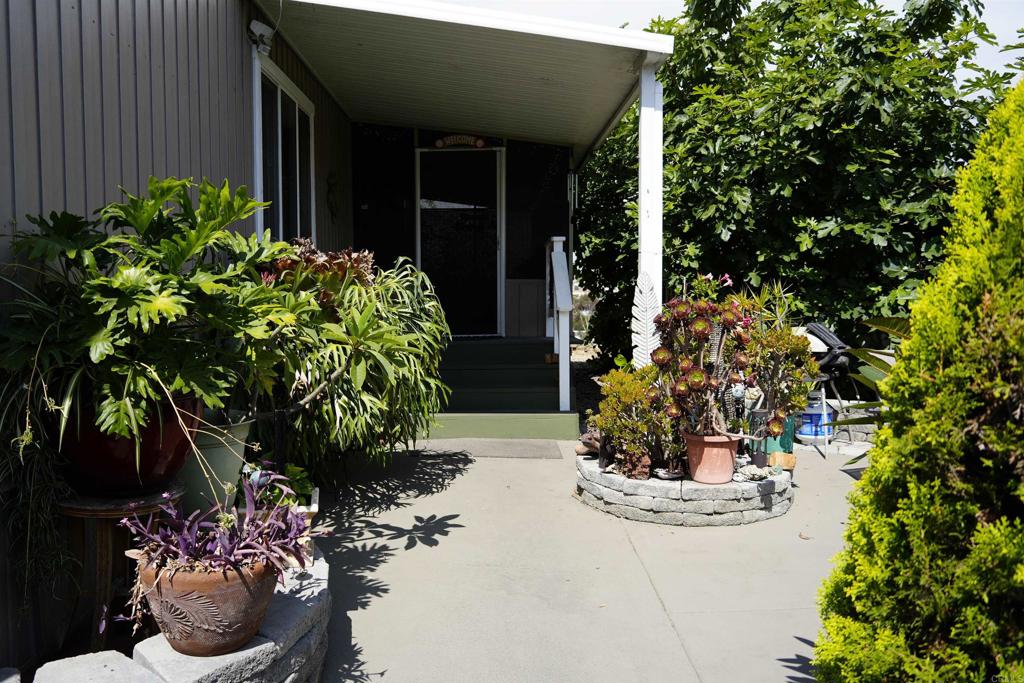 1815 Sweetwater Road, Unit 81 Spring Valley, CA 91977 - Photo 5 of 50