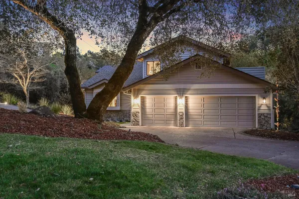 $2,100,000 | 5146 Vista Grande Drive, Santa Rosa, CA 95403