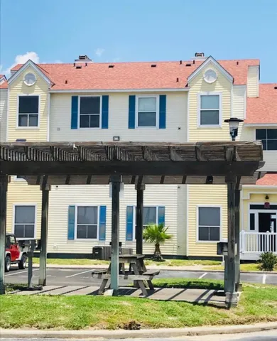 a house view with a outdoor space