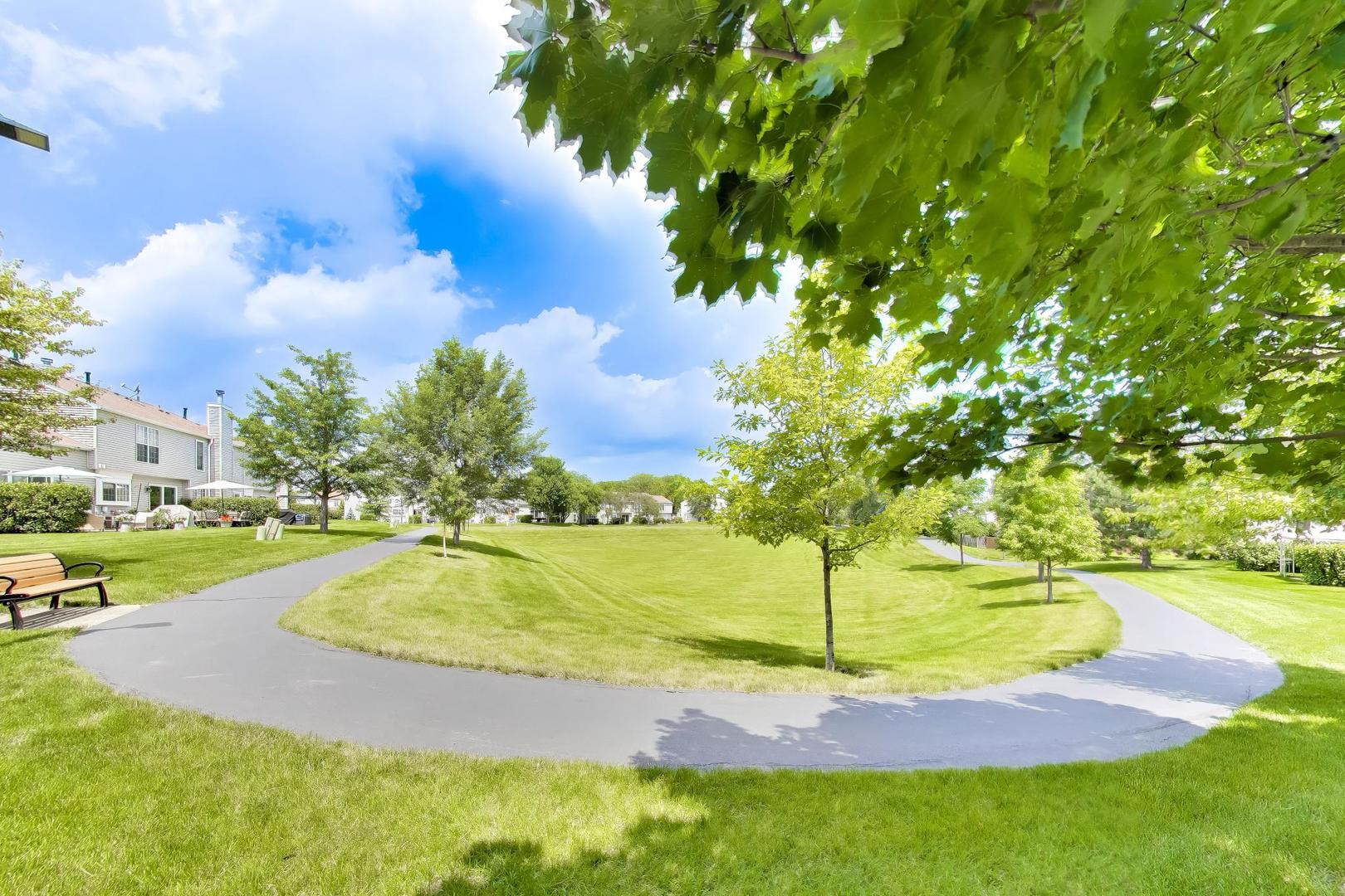 2 Chaucer Lane, Unit B Streamwood, IL 60107 - Photo 22 of 22