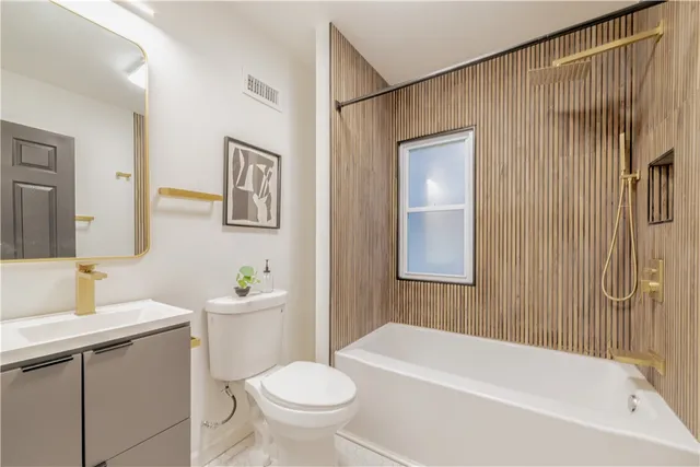 $149,900 | 52 Arch Street, Rochester, NY 14609