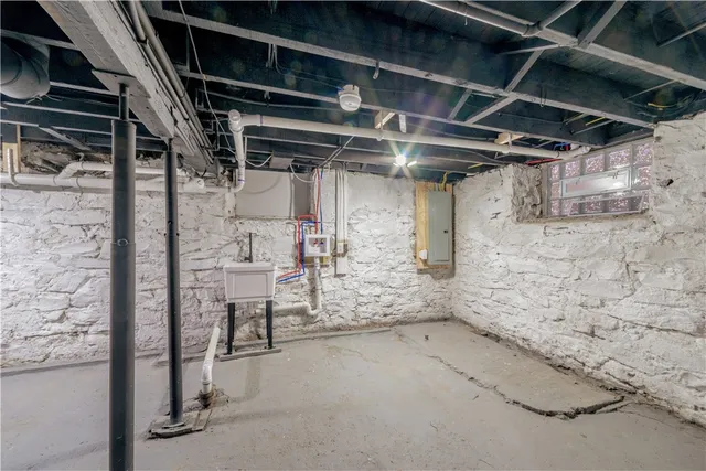 $149,900 | 52 Arch Street, Rochester, NY 14609