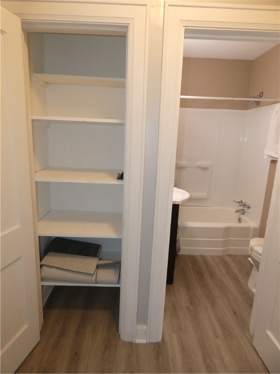 16 Oakman Street Rochester, NY 14605 - Photo 13 of 44