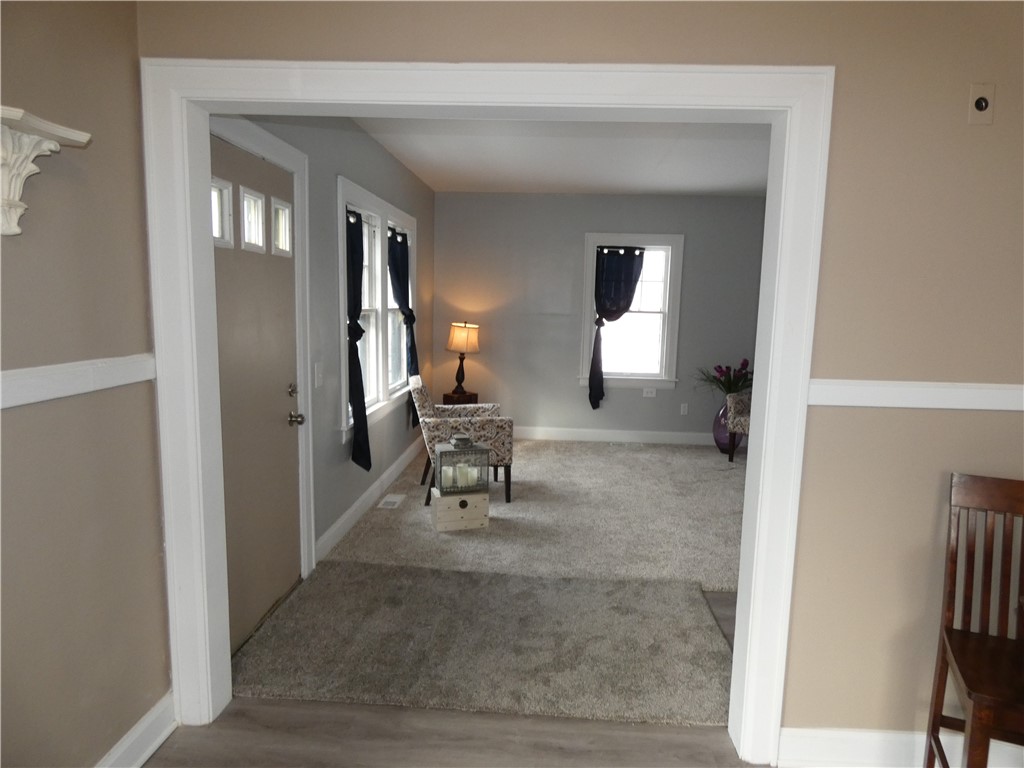 16 Oakman Street Rochester, NY 14605 - Photo 6 of 44