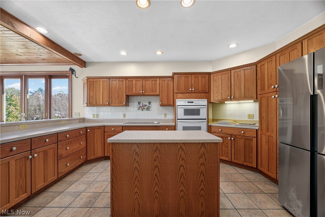 6615 Shilling Road Geneva, OH 44041 - Photo 6 of 49 Gallery Image 6