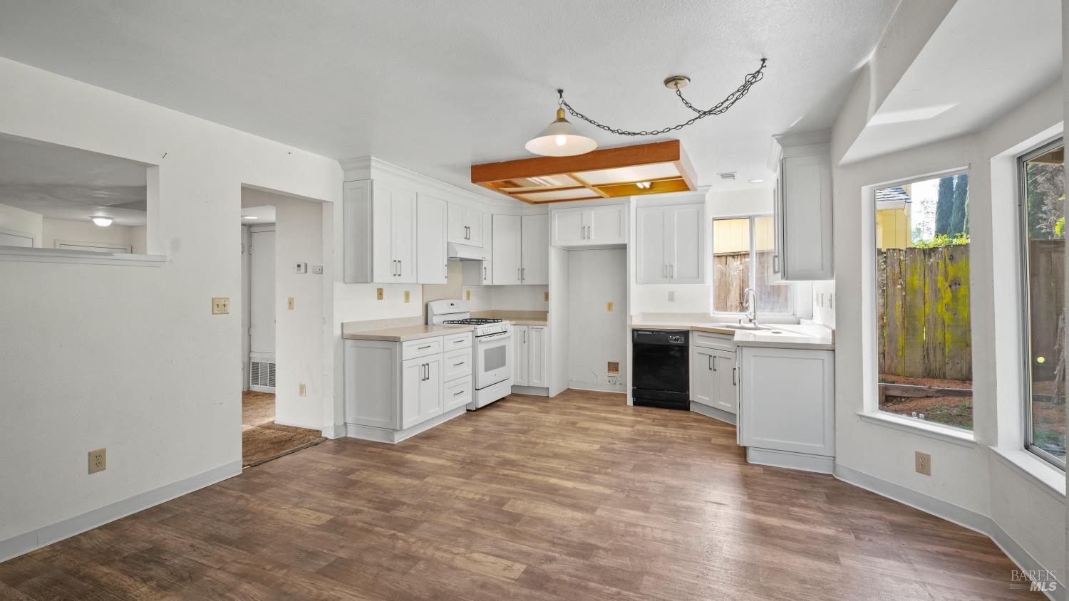 157 James River Road Vallejo, CA 94591 - Photo 15 of 36