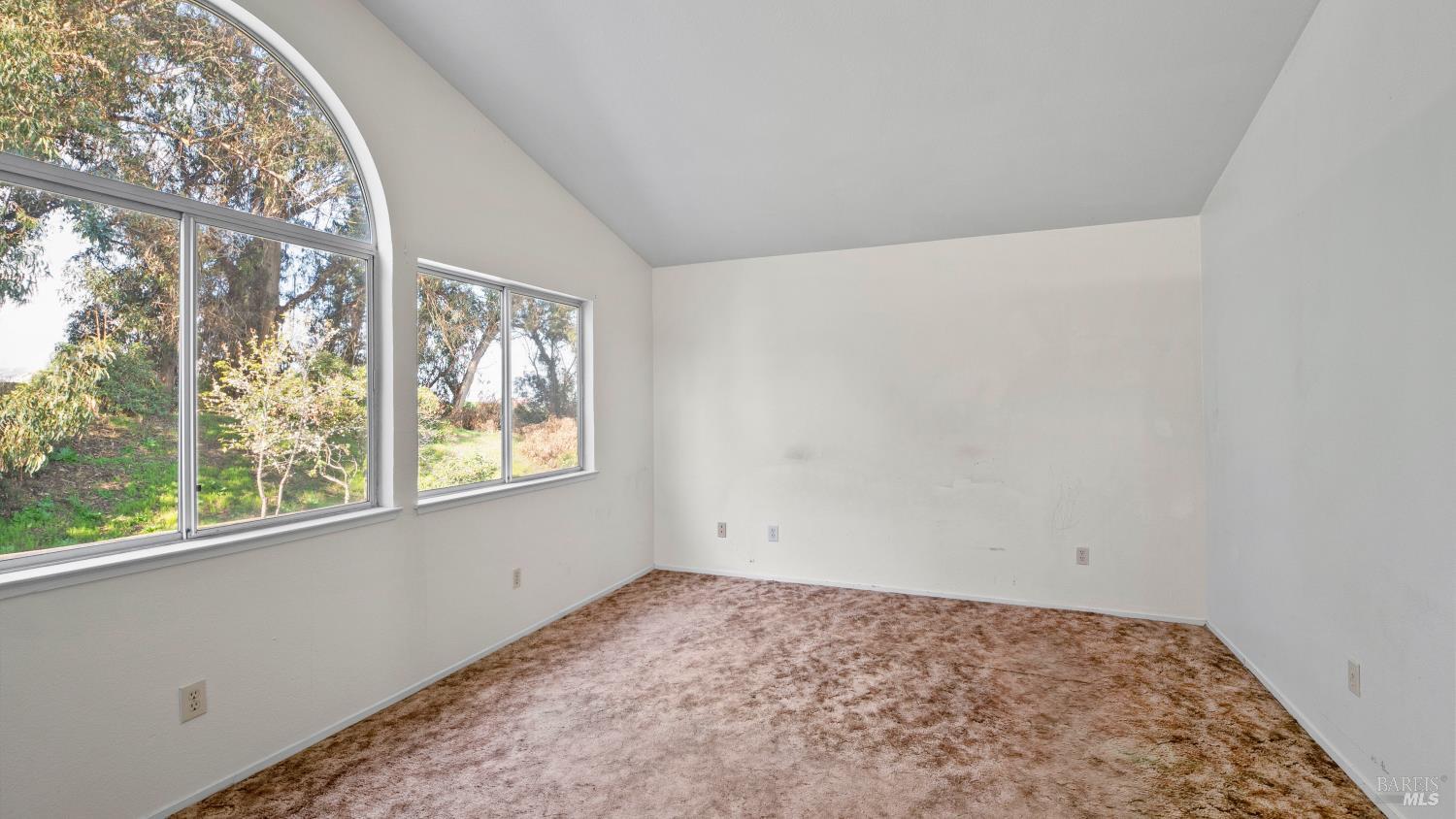 157 James River Road Vallejo, CA 94591 - Photo 19 of 36