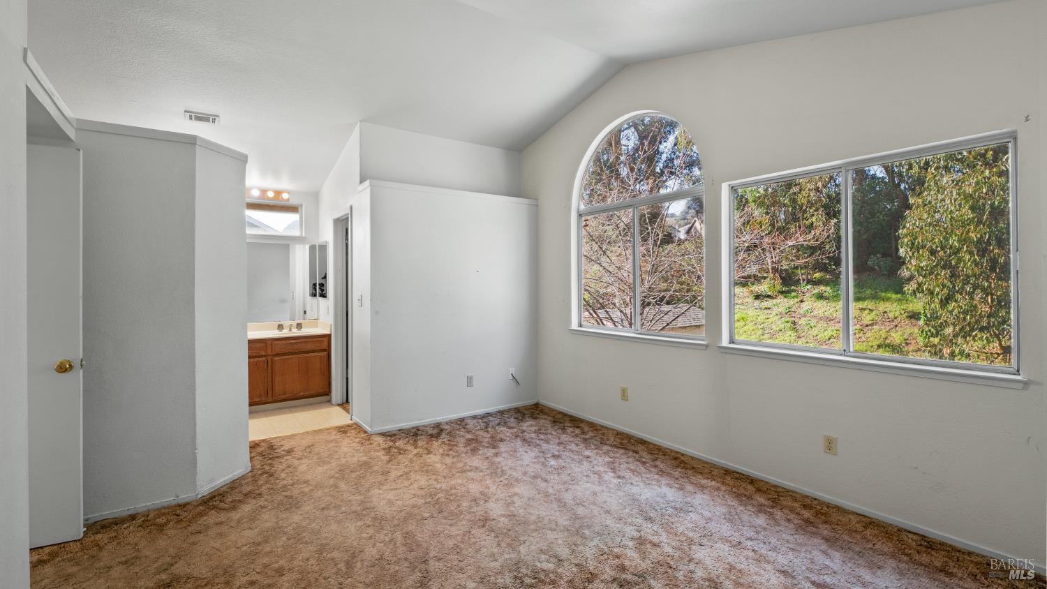 157 James River Road Vallejo, CA 94591 - Photo 20 of 36