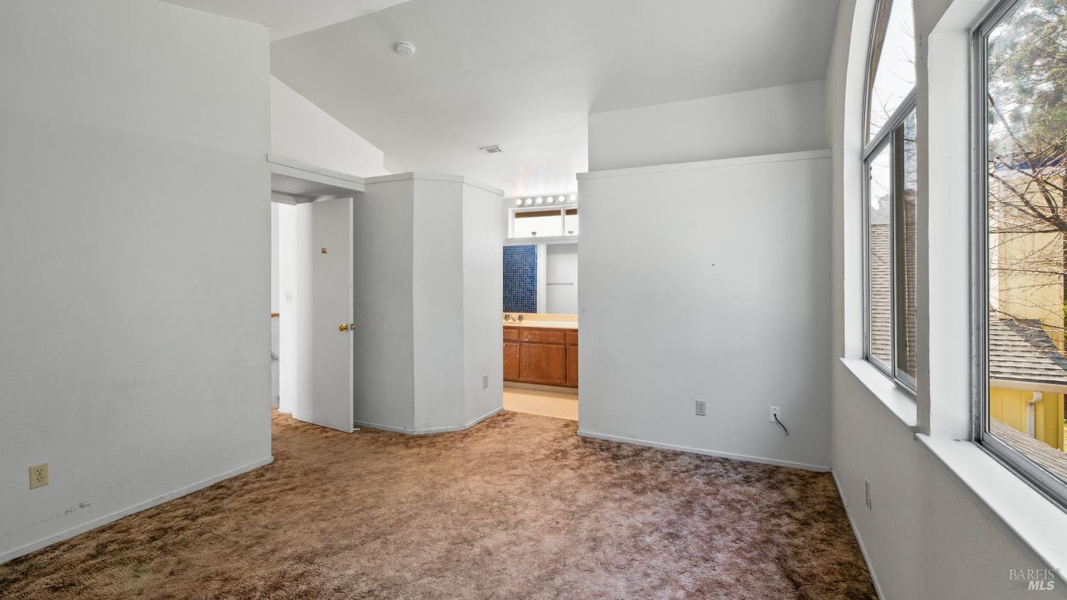 157 James River Road Vallejo, CA 94591 - Photo 21 of 36