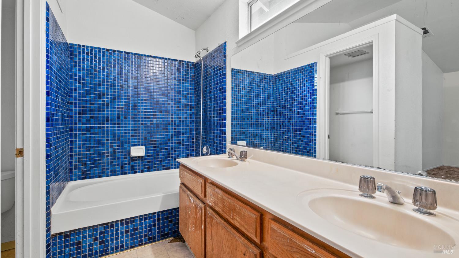 157 James River Road Vallejo, CA 94591 - Photo 22 of 36