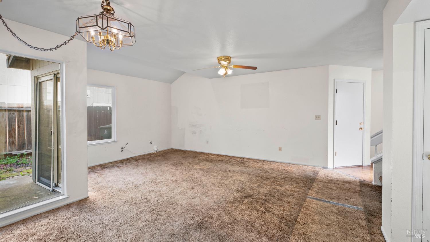 157 James River Road Vallejo, CA 94591 - Photo 10 of 36