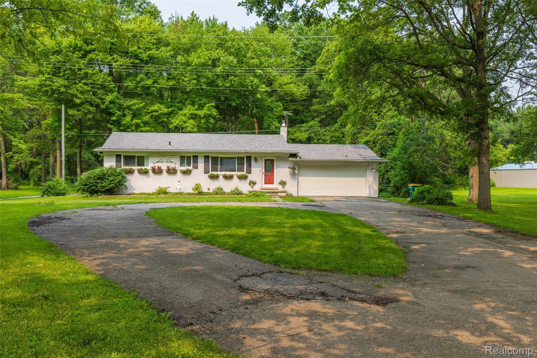 17904 Inkster Road Romulus, MI 48174 - Photo 1 of 31 17904 Inster-1 - Copy.jpg