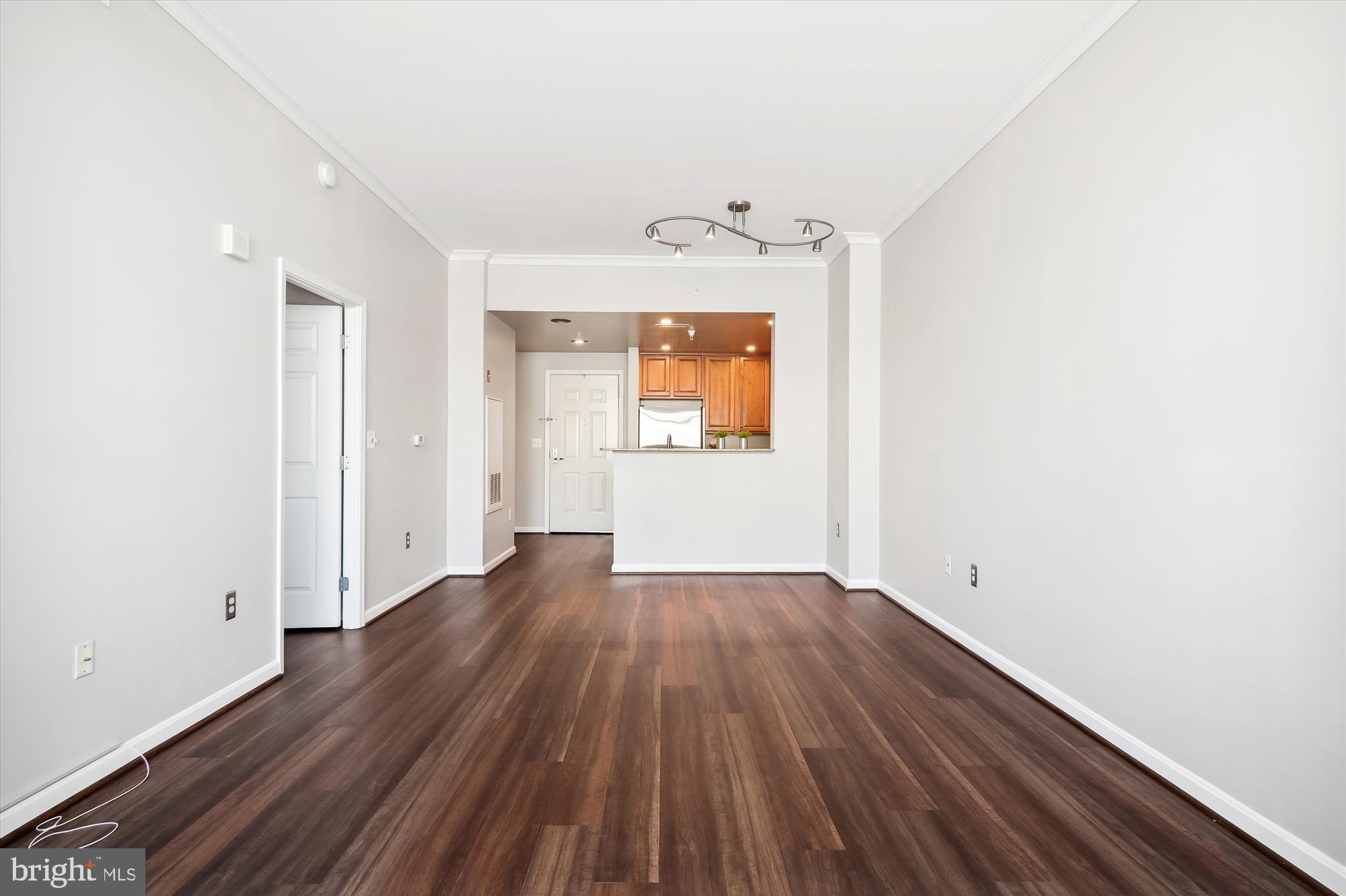 11710 Old Georgetown Road, Unit 1503 North Bethesda, MD 20852 - Photo 15 of 72 Living Room/Dining Room