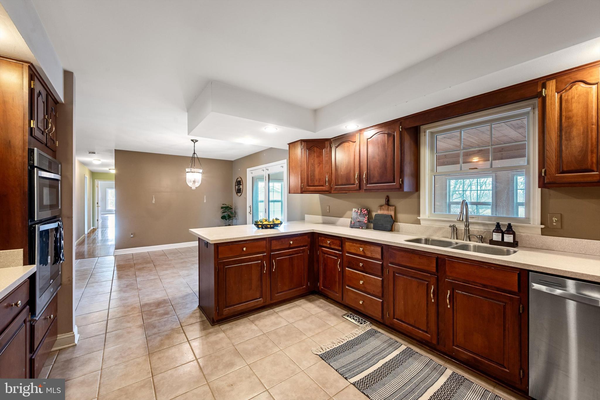 674 Browntown Road Boyce, VA 22620 - Photo 27 of 58 Main home kitchen