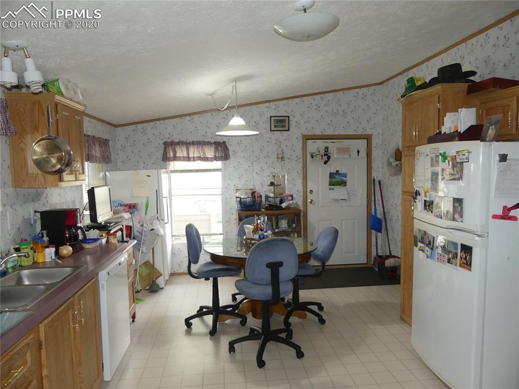 30150 Antioch Road Yoder, CO 80864 - Photo 11 of 36 Kitchen
