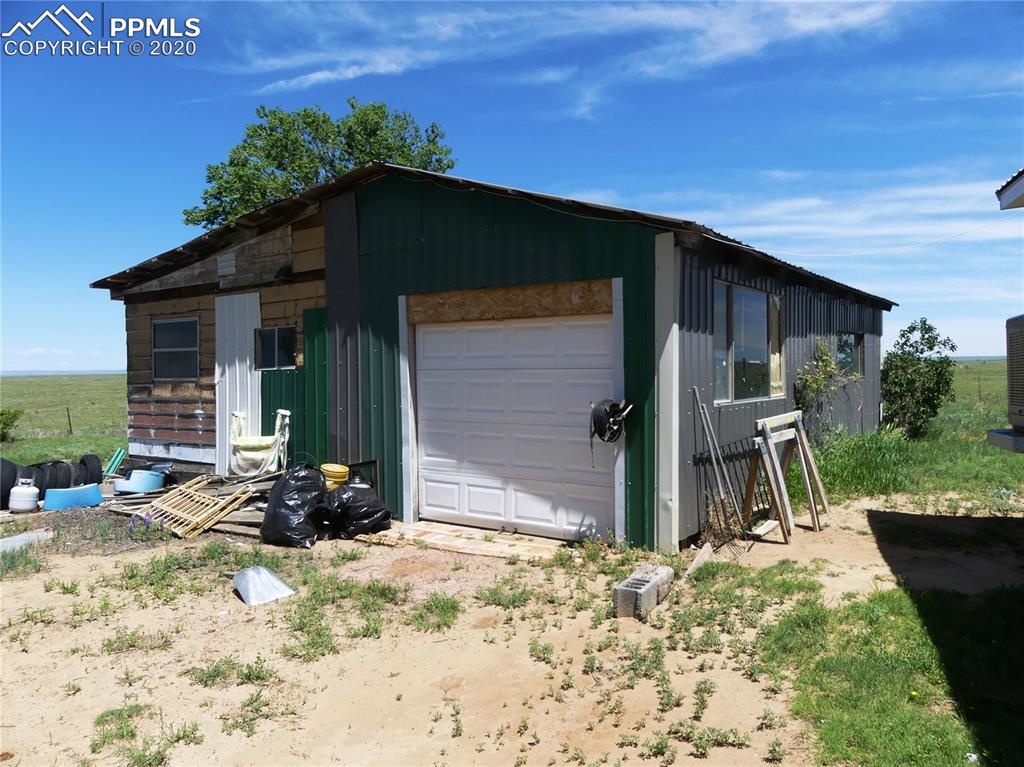 30150 Antioch Road Yoder, CO 80864 - Photo 19 of 36 Garage/Shop