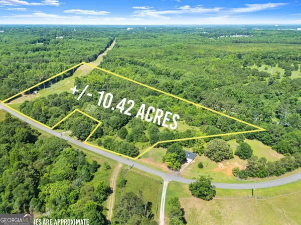 $299,900 | 885 West E King Road, Commerce, GA 30530