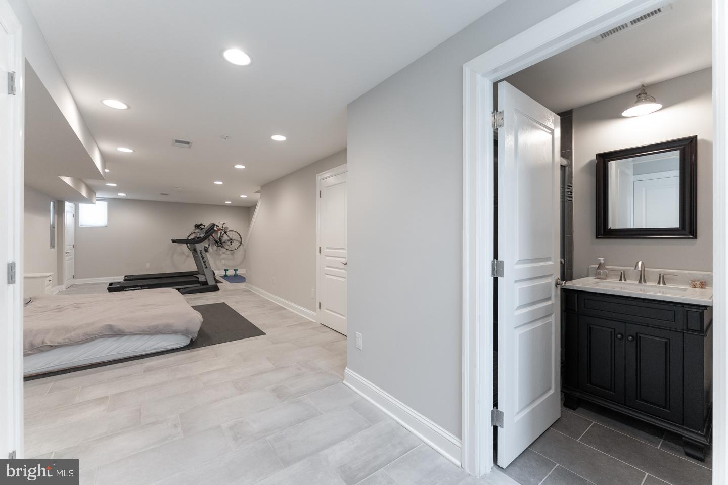 1715 North Howard Street Philadelphia, PA 19122 - Photo 25 of 56