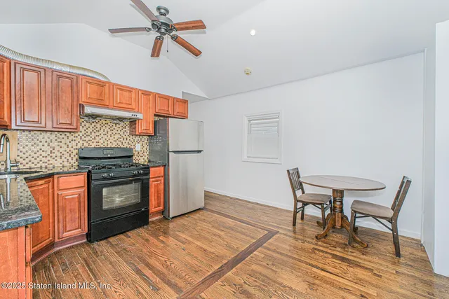 $689,000 | 1170 Mason Avenue | Midland Beach