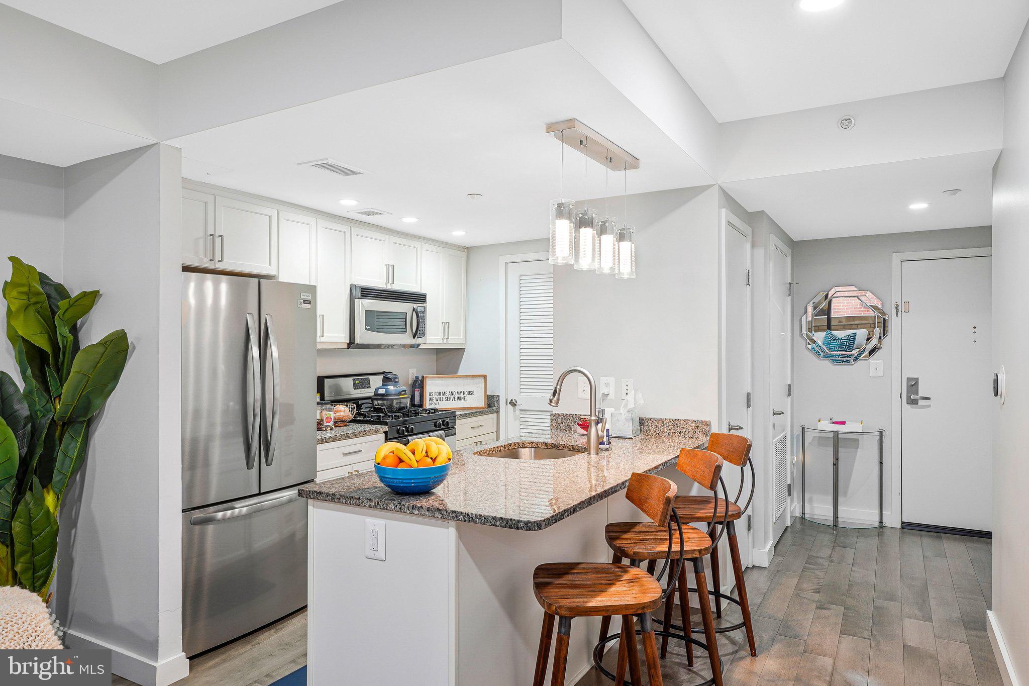 912 F Street Northwest, Unit T00 Washington, DC 20004 - Photo 4 of 22